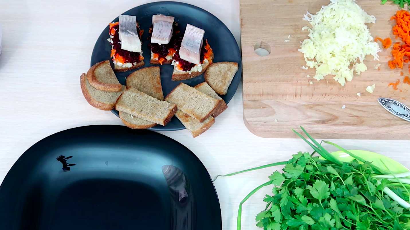 Sandwichs de hareng sous un manteau de fourrure - Étape 6