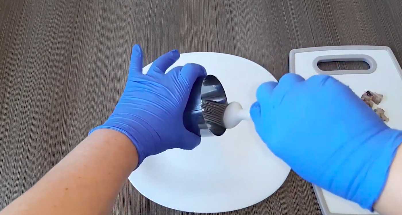 Hareng sous un manteau de fourrure sans betteraves - Étape 3