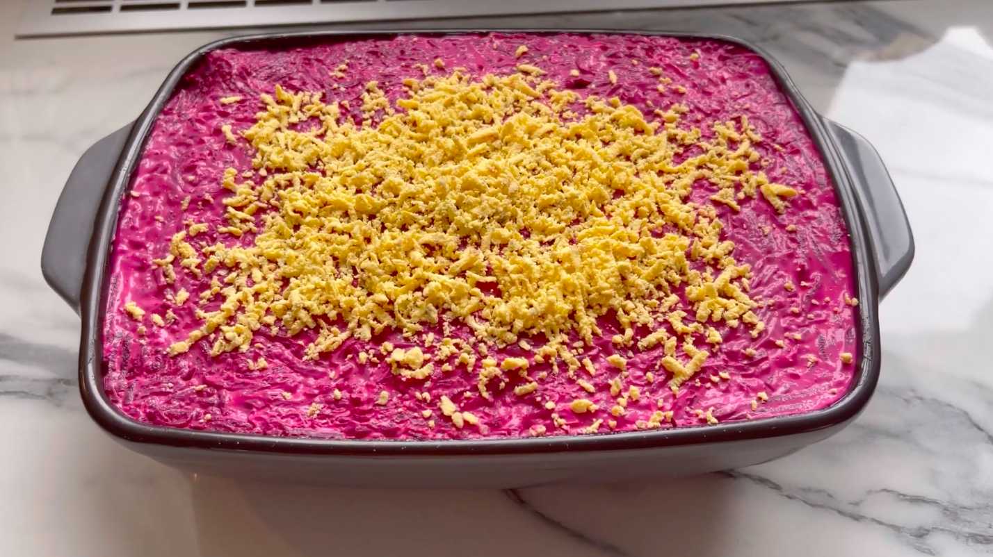 Hareng sous un manteau de fourrure, à la soviétique - Étape 8