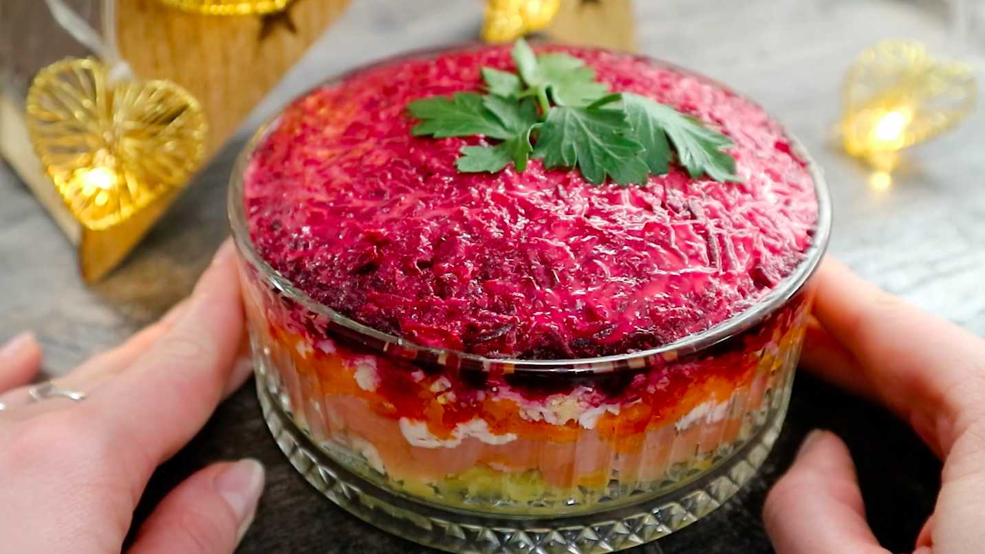 Hareng sous un manteau de fourrure avec du poisson rouge - Étape 10