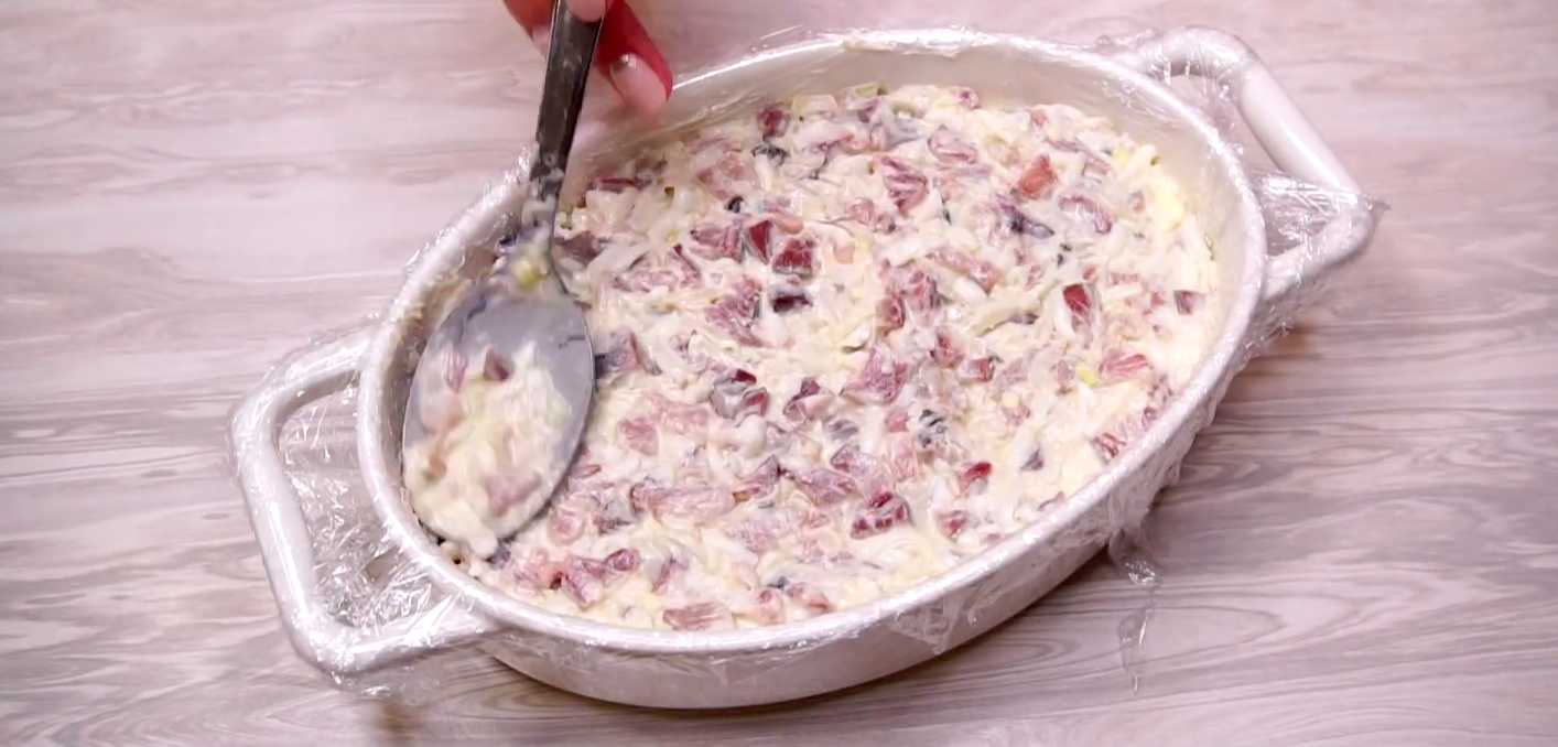 Hareng sous une couche de fourrure avec de la gélatine - Étape 12