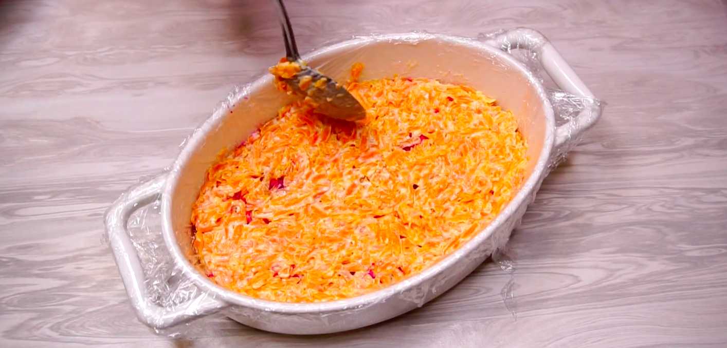 Hareng sous une couche de fourrure avec de la gélatine - Étape 11