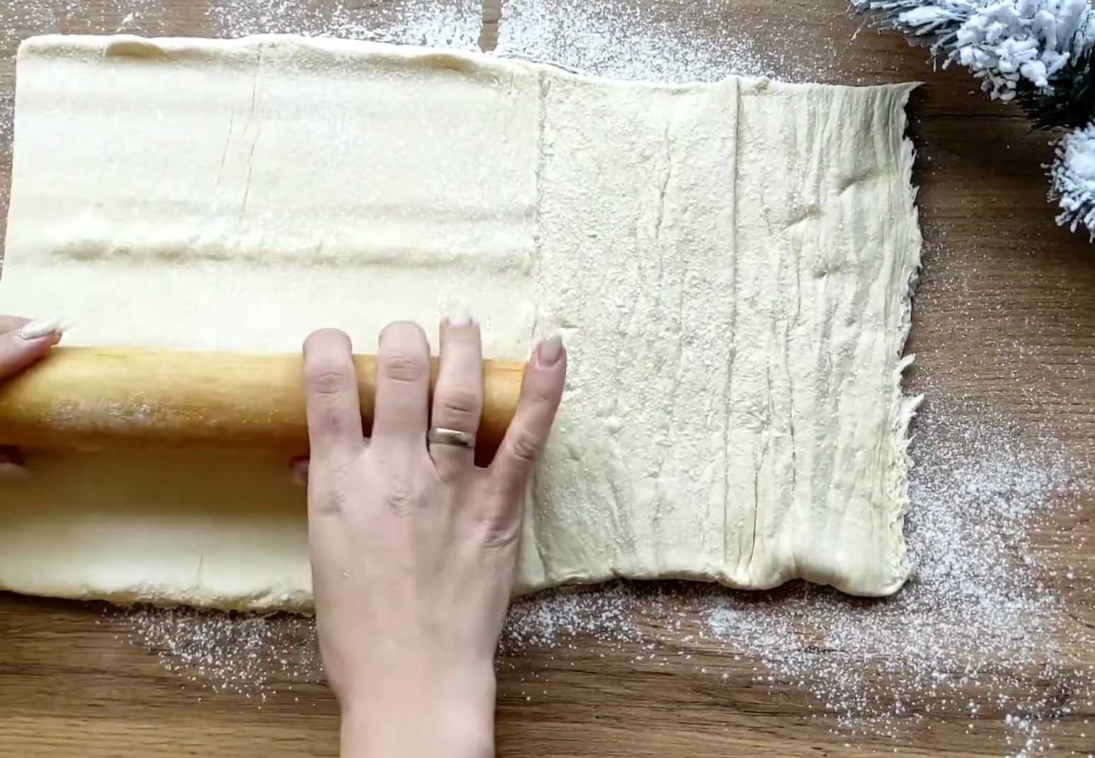 Tarte feuilletée en forme de sapin de Noël - Étape 3