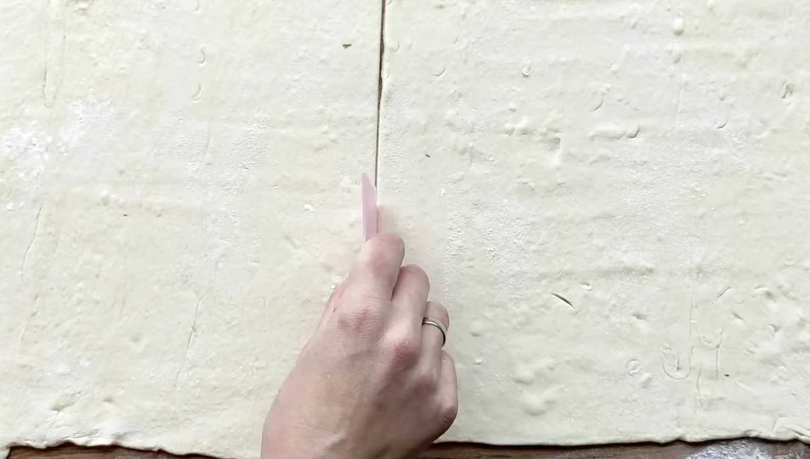 Tarte feuilletée en forme de sapin de Noël - Étape 4