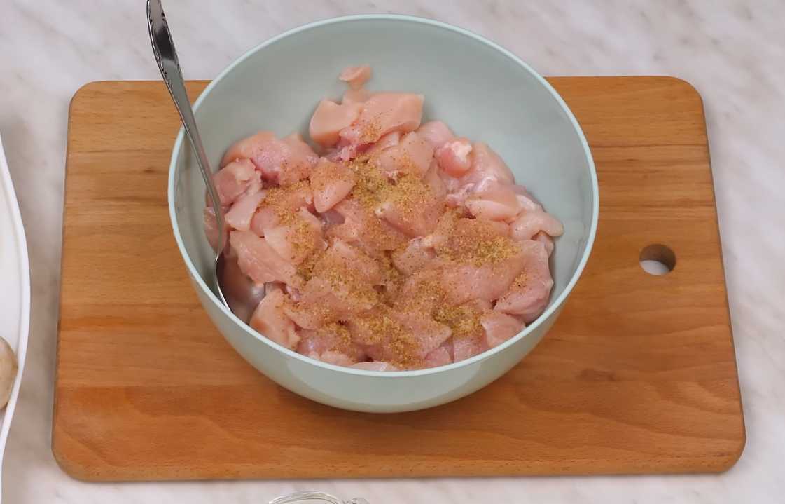 Filet de poulet aux champignons cuit au four - Étape 2