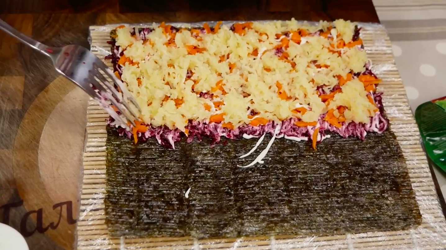 Hareng sous un manteau de fourrure roulé - Étape 6