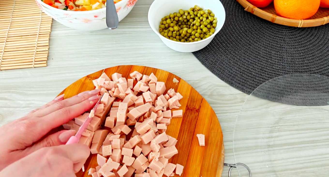 Salade Olivier végétarienne sans saucisse - Étape 7