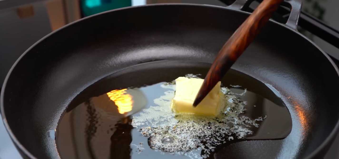 Poulet croustillant à la sauce crémeuse à l'ail et au parmesan - Étape 4
