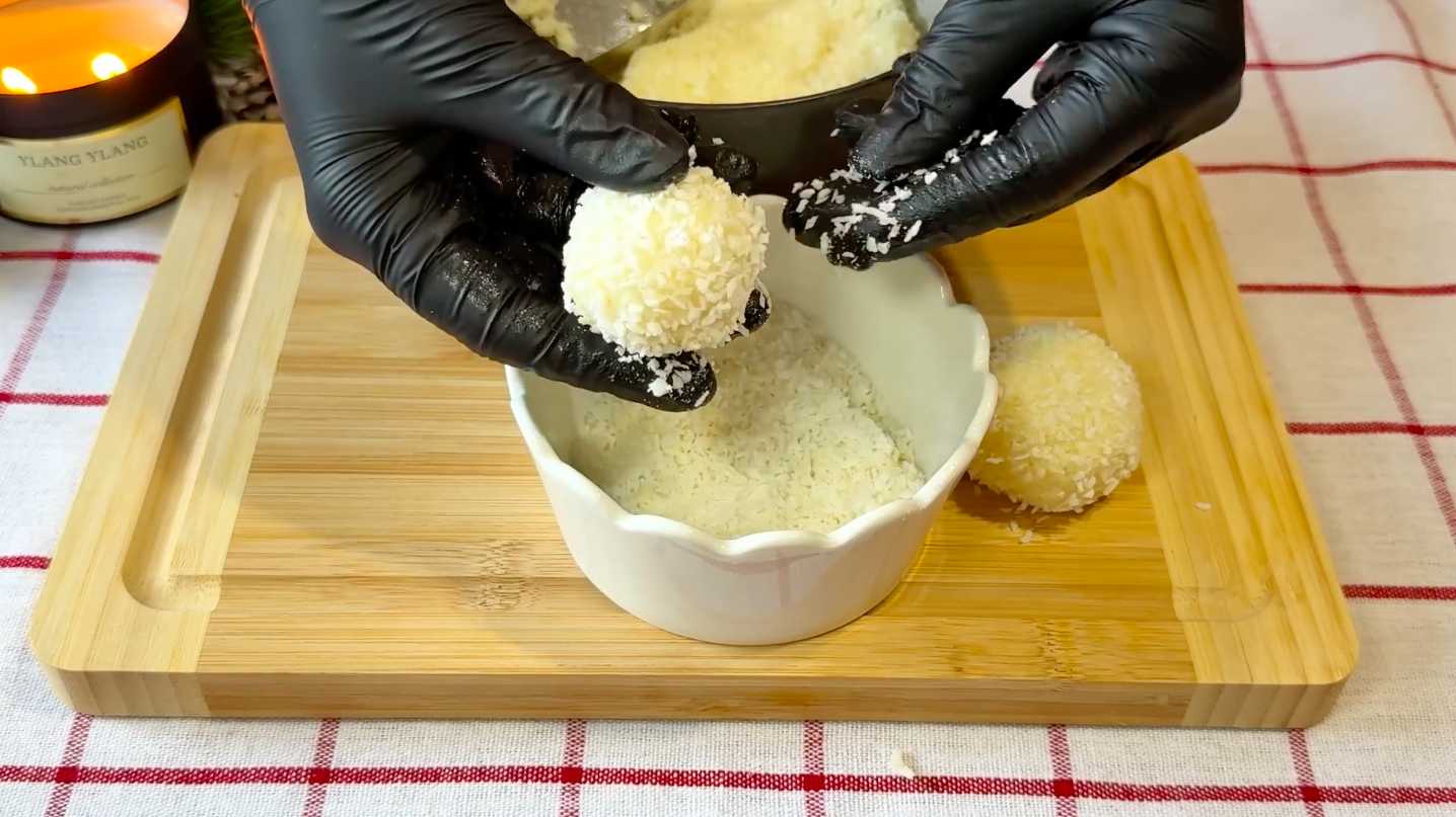 Cupcakes sushi en forme de bonhomme de neige pour le Nouvel An - Étape 3