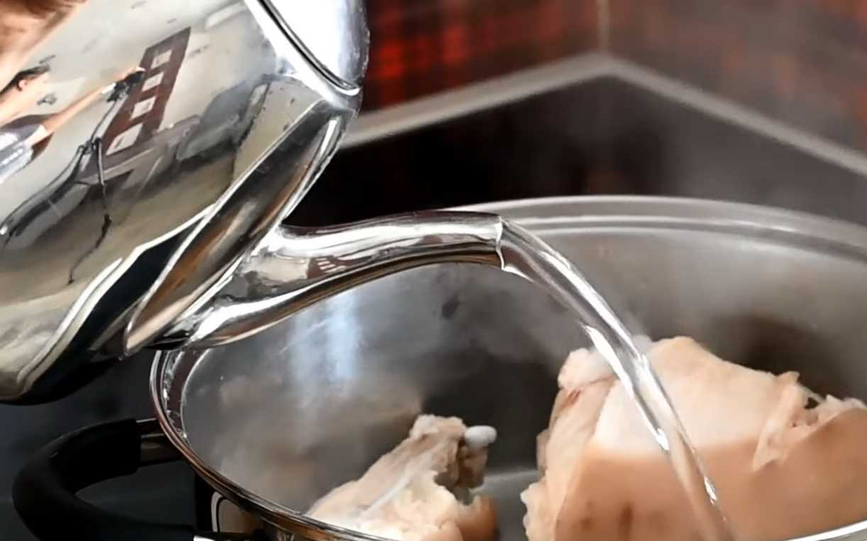 Viande de porc en gelée maison - Étape 3