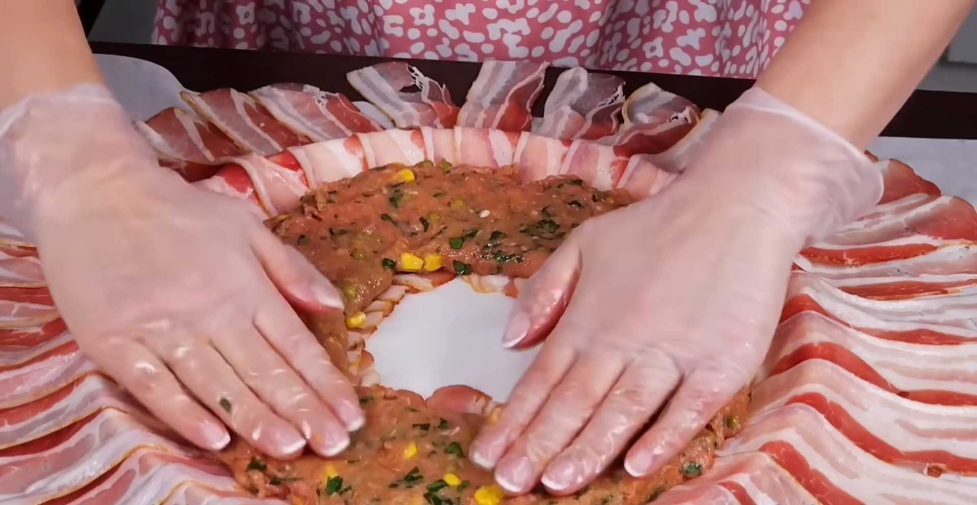 Pain de viande enrobé de bacon, fromage et légumes - Étape 8