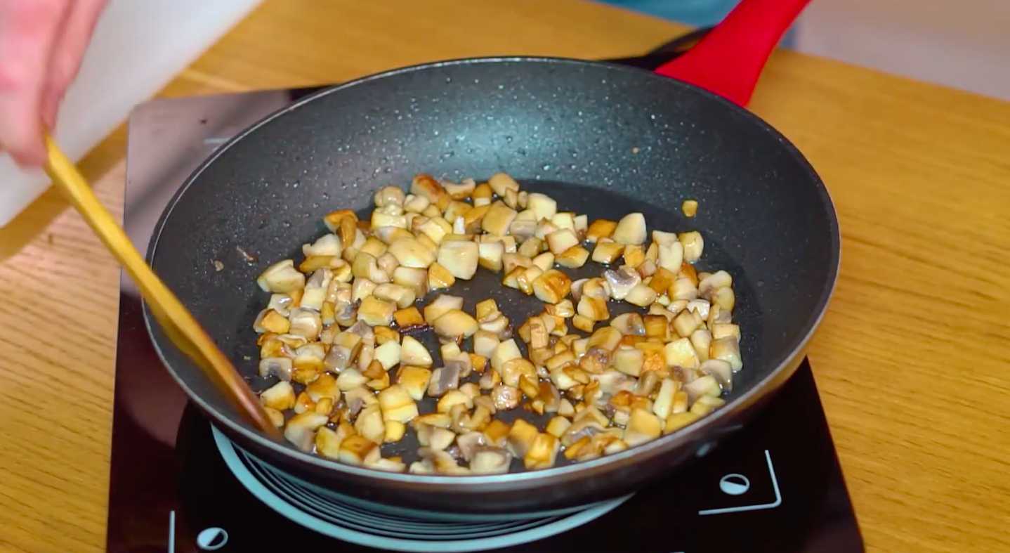 Salade Olivier aux champignons pour le Carême - Étape 2