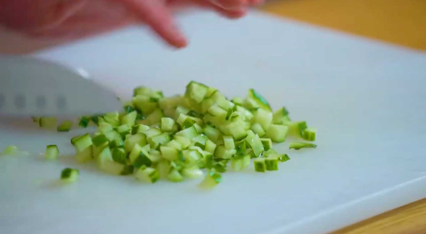 Salade Olivier aux champignons pour le Carême - Étape 4