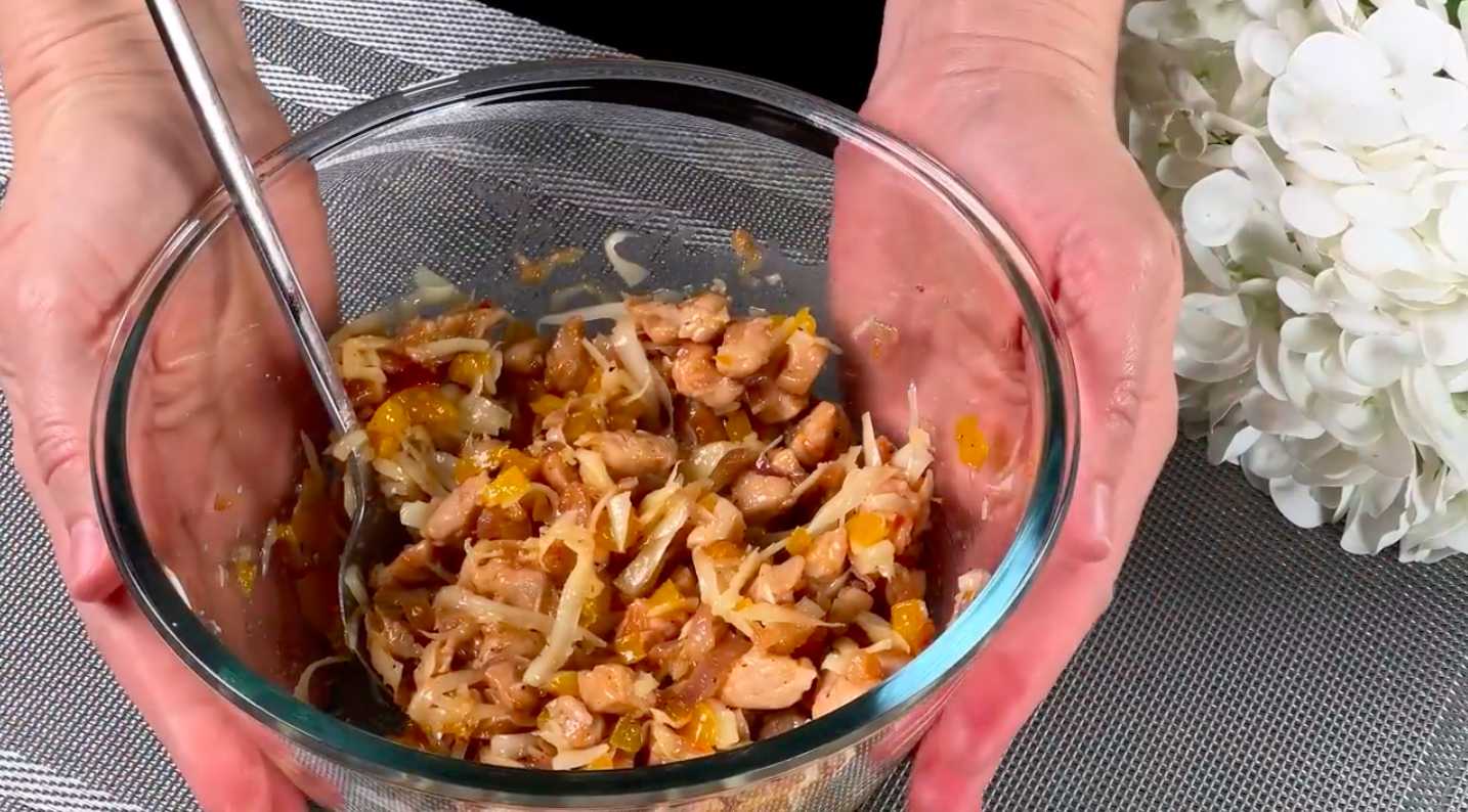 Rouleaux de pommes de terre traditionnels farcis à la viande - Étape 17