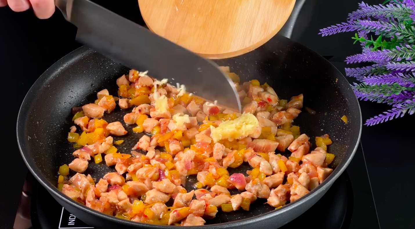 Rouleaux de pommes de terre traditionnels farcis à la viande - Étape 15