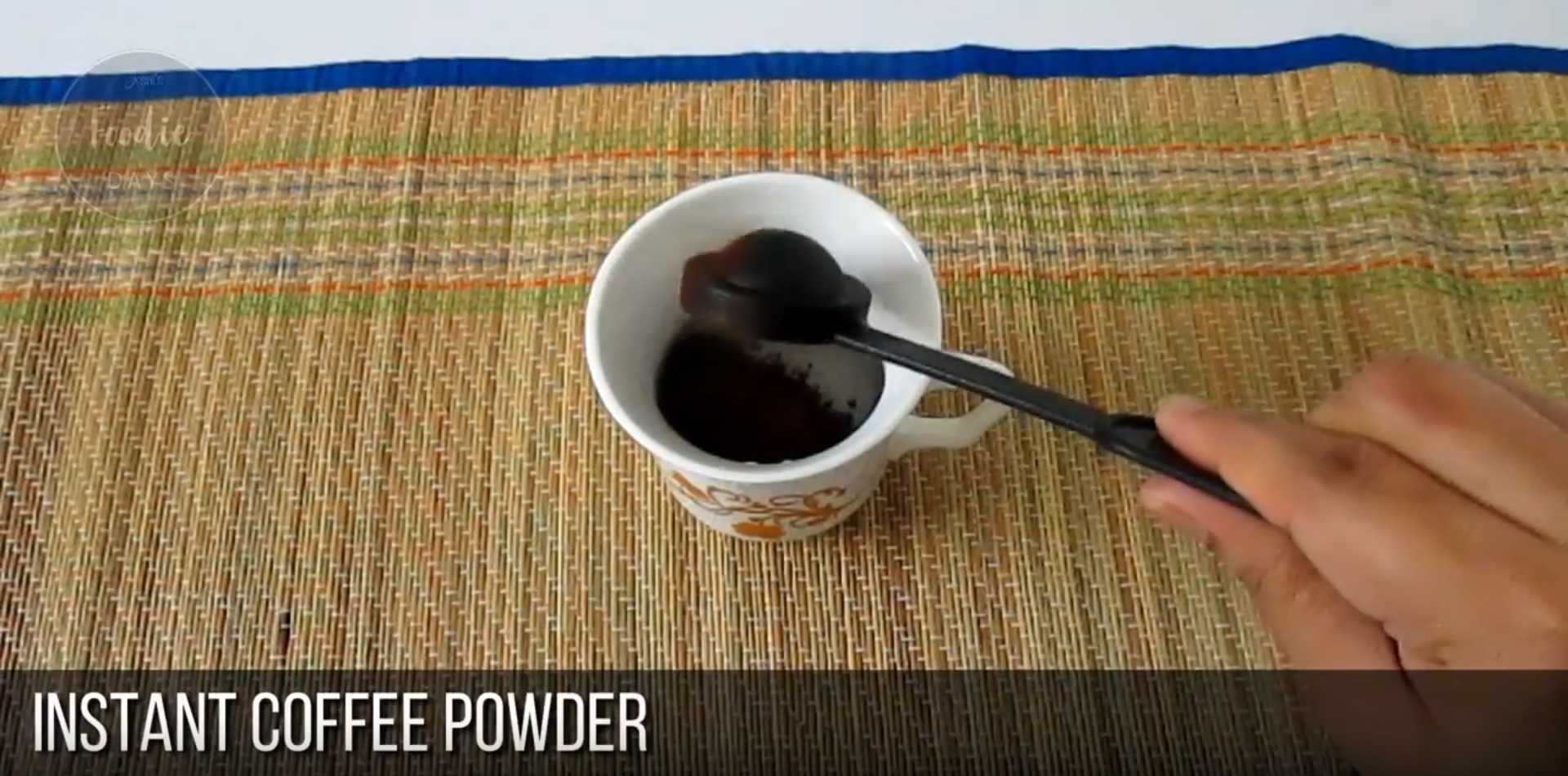 Panna cotta au café - Étape 1