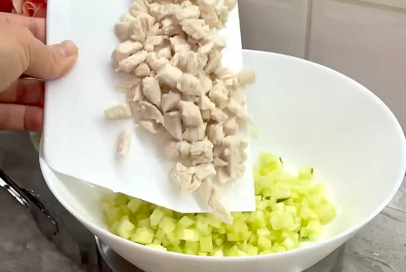 Olivier au poulet et au yaourt - Étape 2