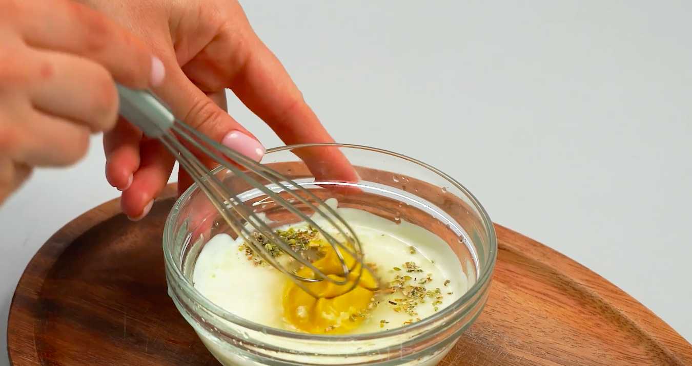 Nids de viande hachée aux champignons et aux tomates - Étape 12