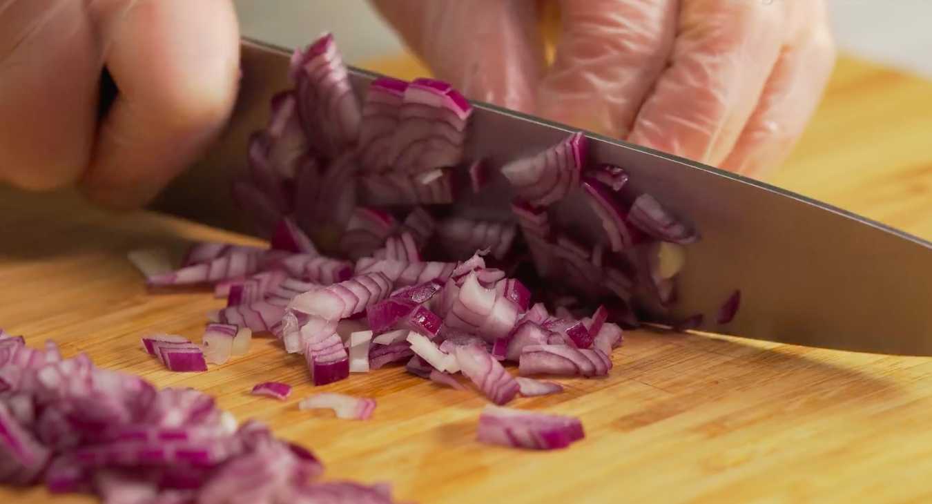 Rosolie - une salade estonienne traditionnelle - Étape 4