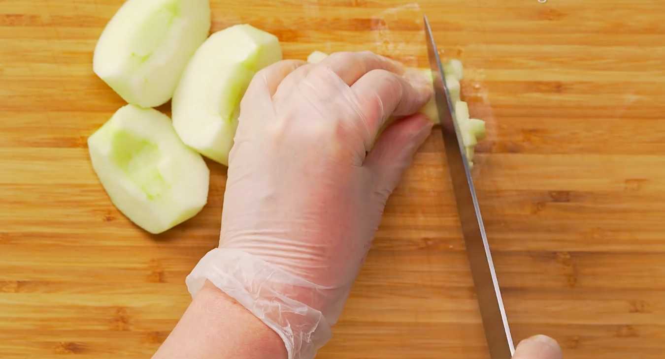 Rosolie - une salade estonienne traditionnelle - Étape 5