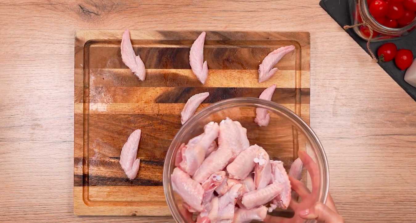 Ailes de poulet à la sauce tomate-orange - Étape 1