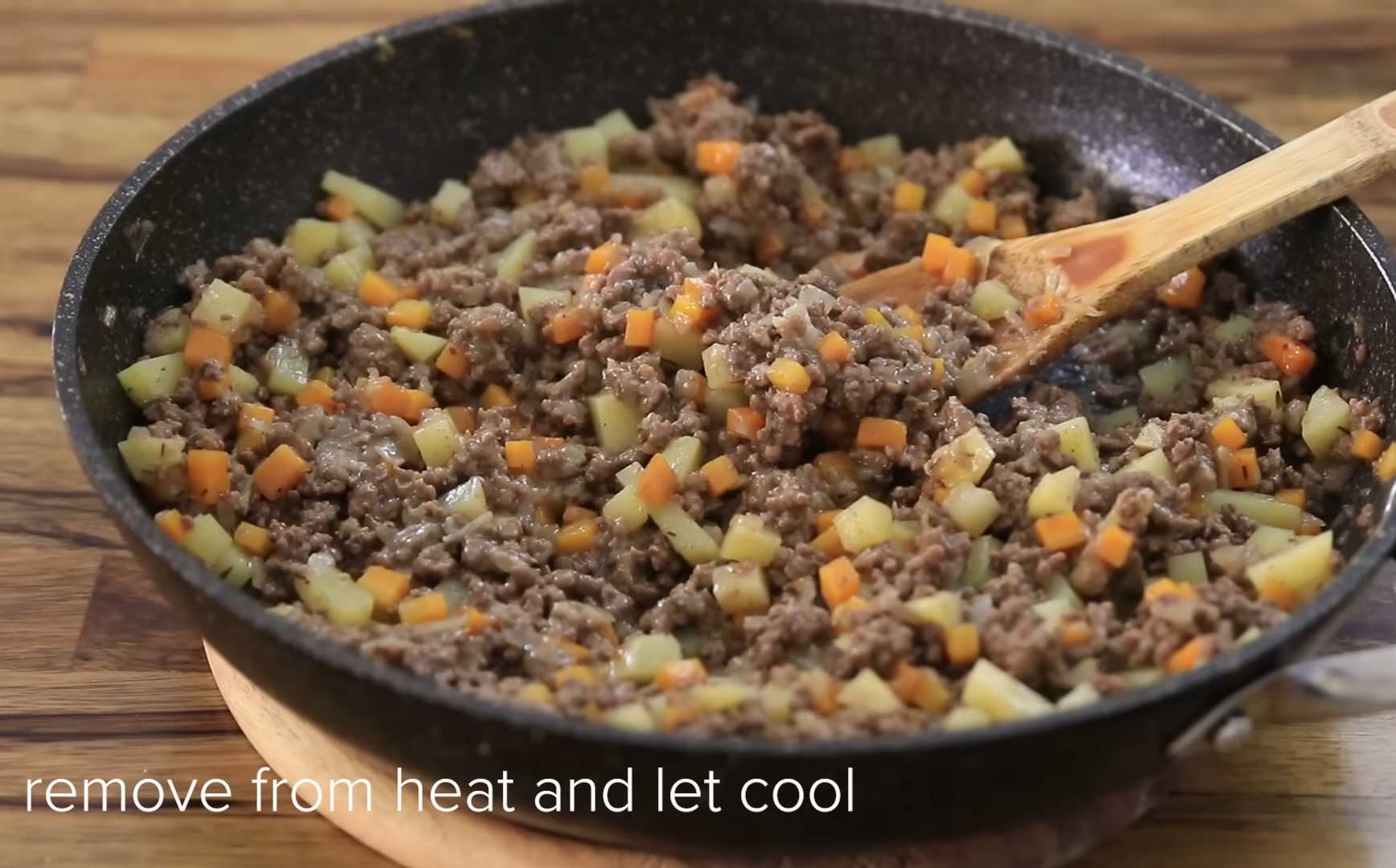 Tourtes à la viande nigérianes - Étape 15