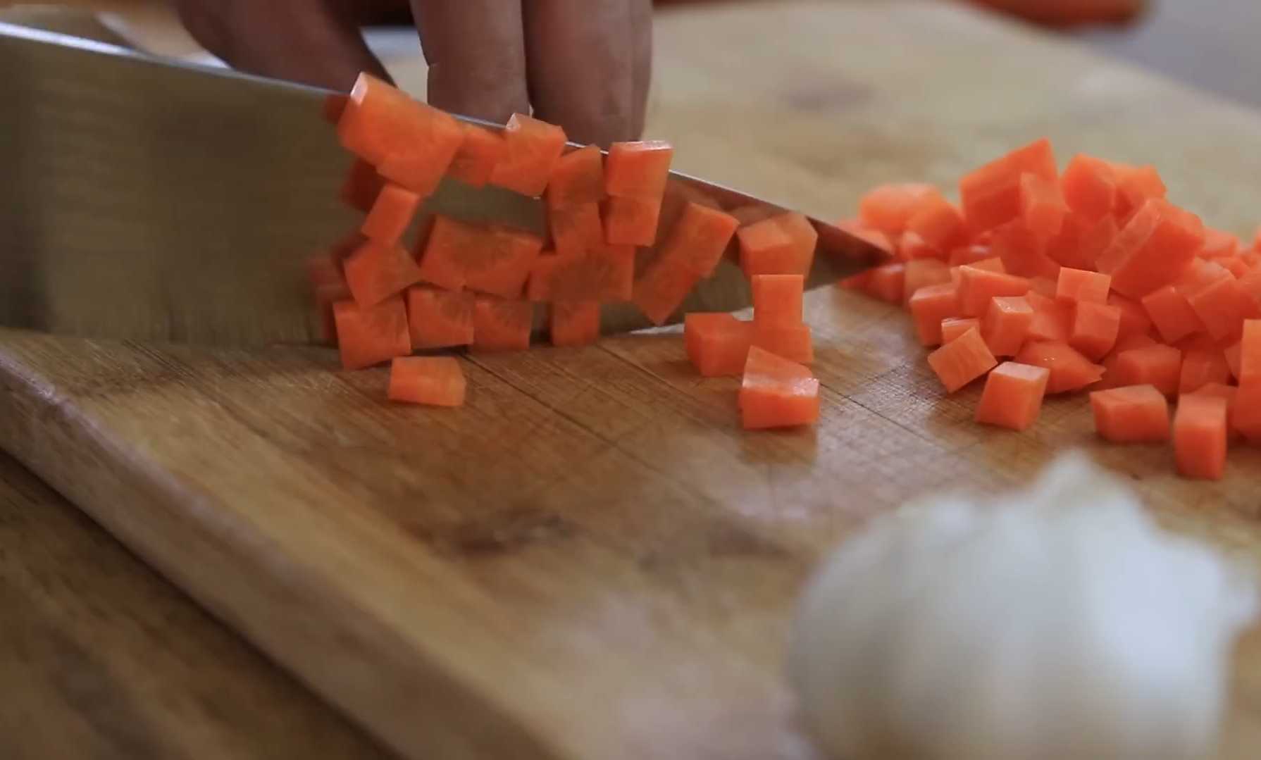 Feuilletés au curry et aux légumes - Étape 1