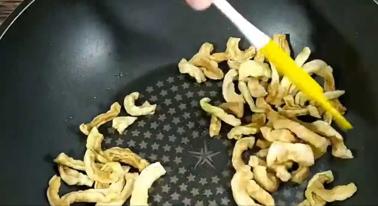 Salade de radis séchés épicée à la coréenne - Étape 9