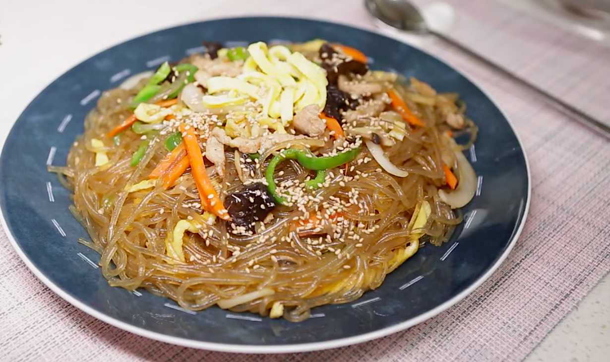 Nouilles de verre frites Japchae - Étape 19