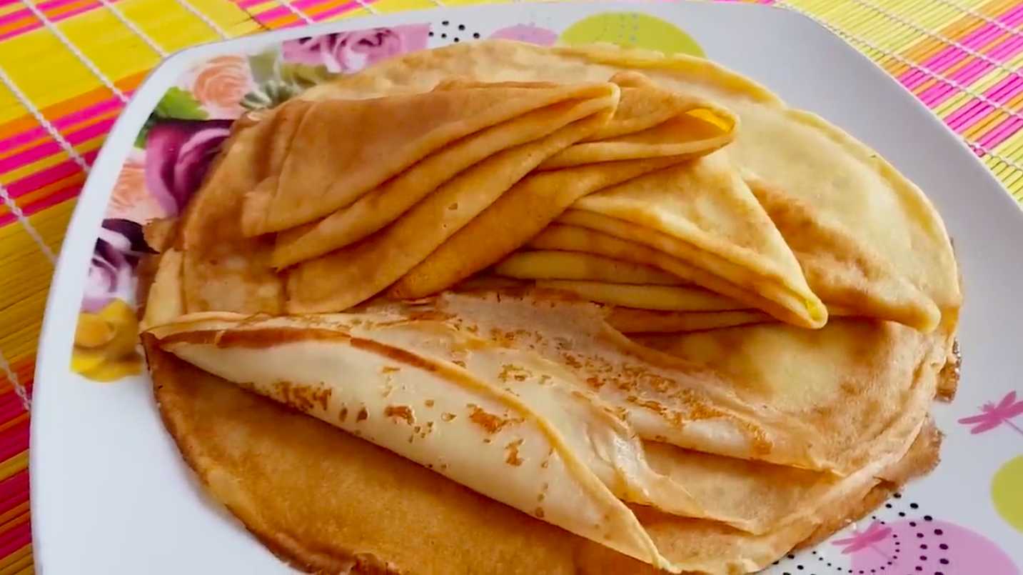 Crêpes fines au lait, aux œufs et au sucre - Étape 12