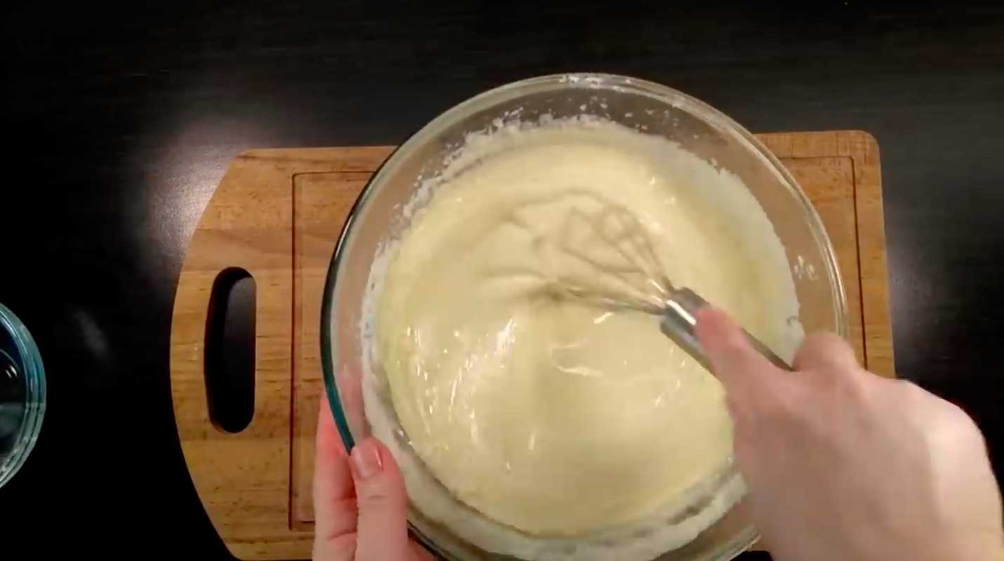 Crêpes au kéfir et à l'eau bouillante - Étape 6