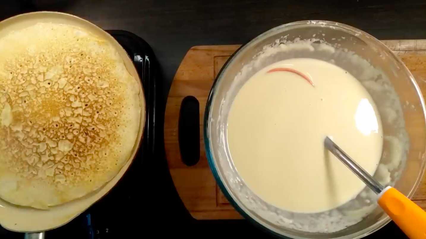 Crêpes au kéfir et à l'eau bouillante - Étape 8