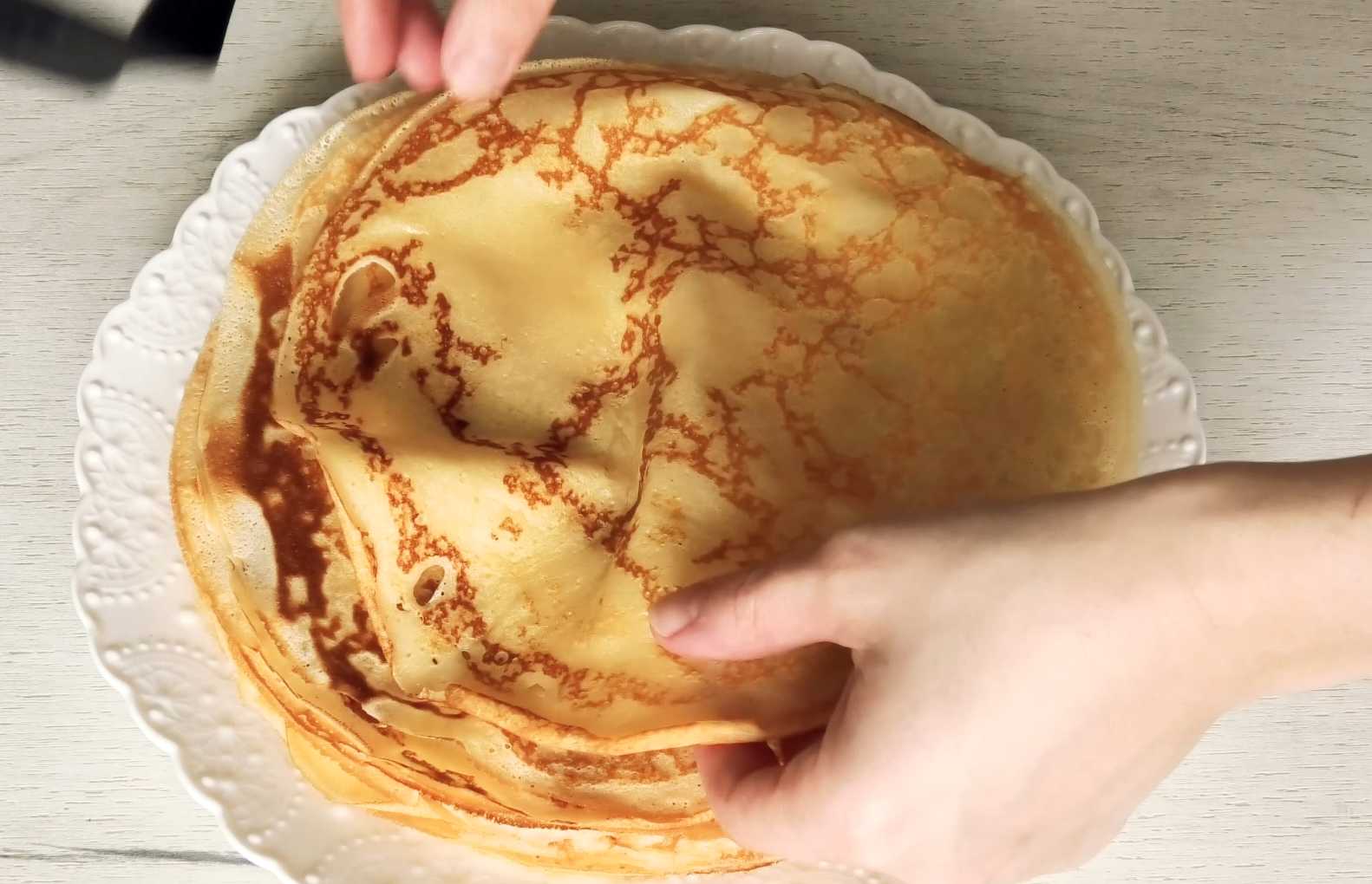 Blini avec ryazhenka et eau bouillante - Étape 12