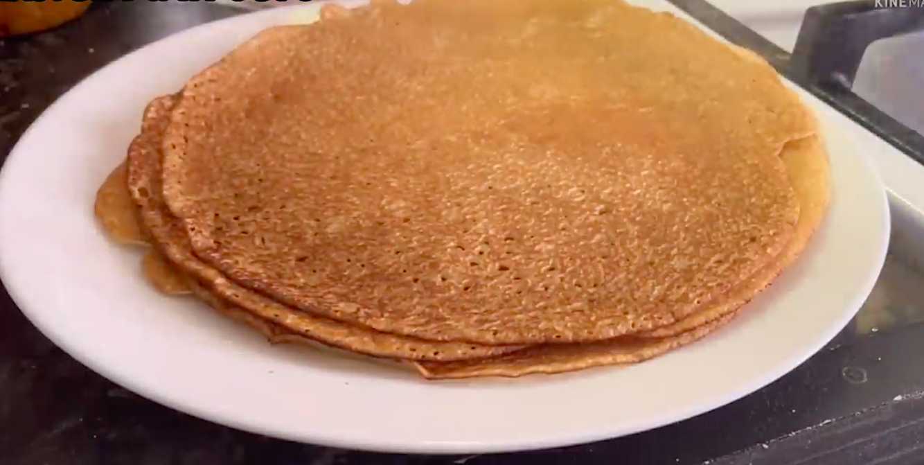 Crêpes de Carême à l'eau, sans œufs ni lait - Étape 9