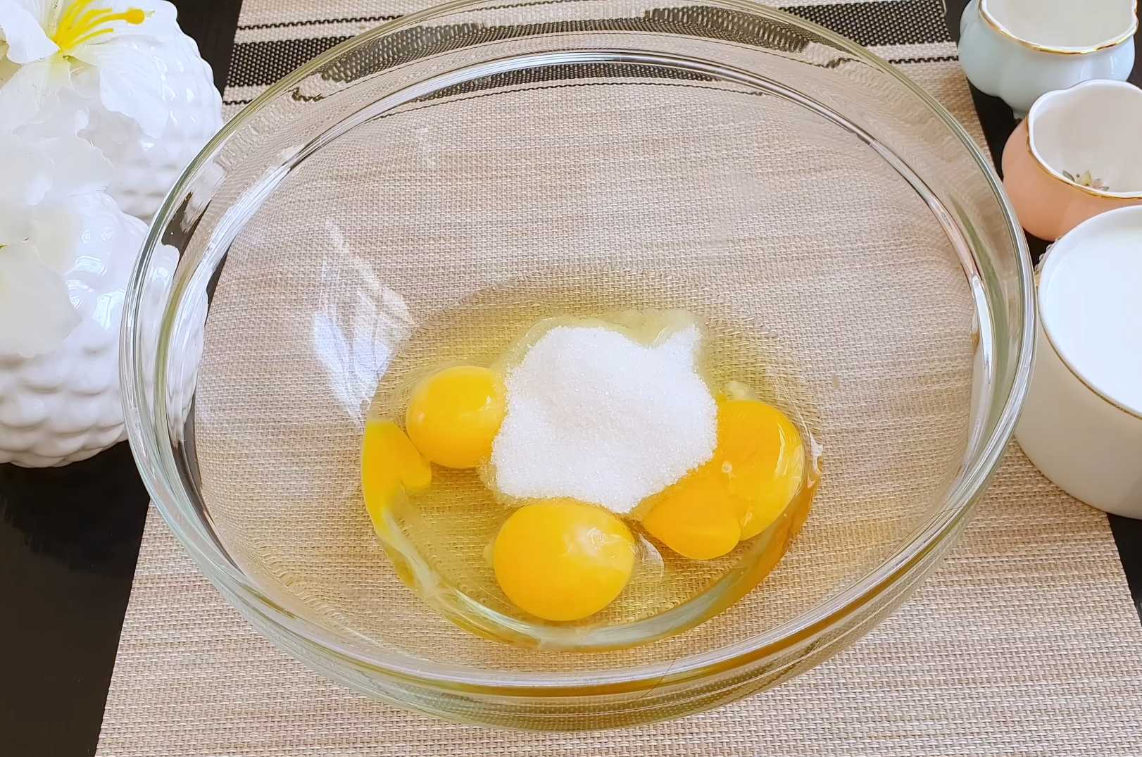 Crêpes sans soda ni lait - Étape 1