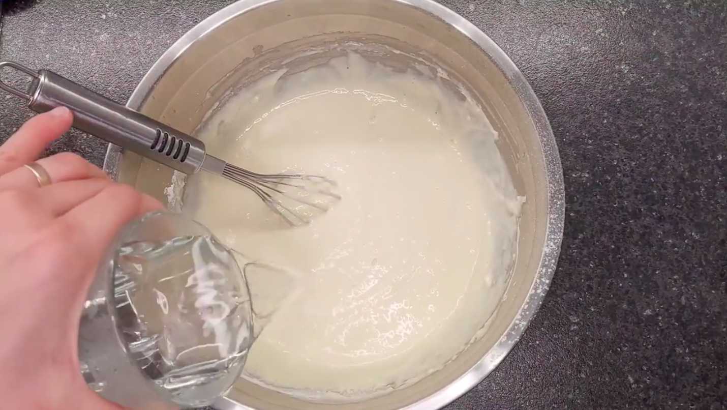 Crêpes au lait caillé avec trous - Étape 6