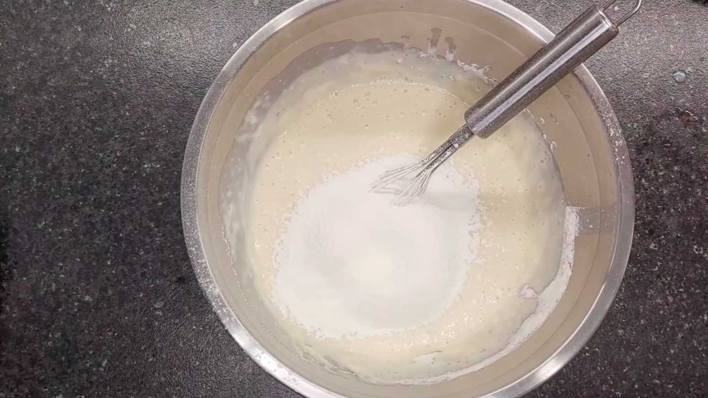 Crêpes au lait caillé avec trous - Étape 4