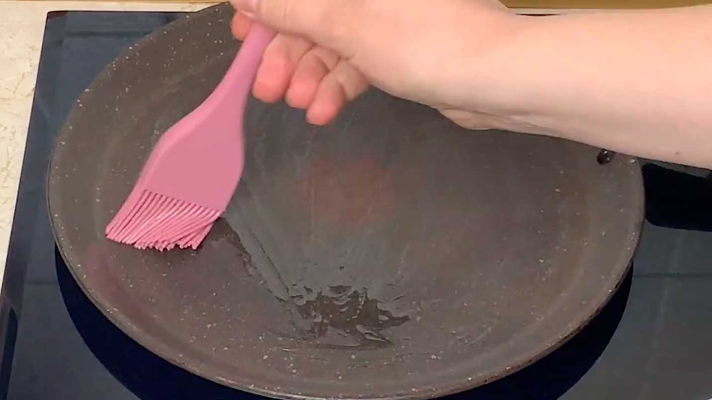 Crêpes au lait et aux œufs - Étape 9