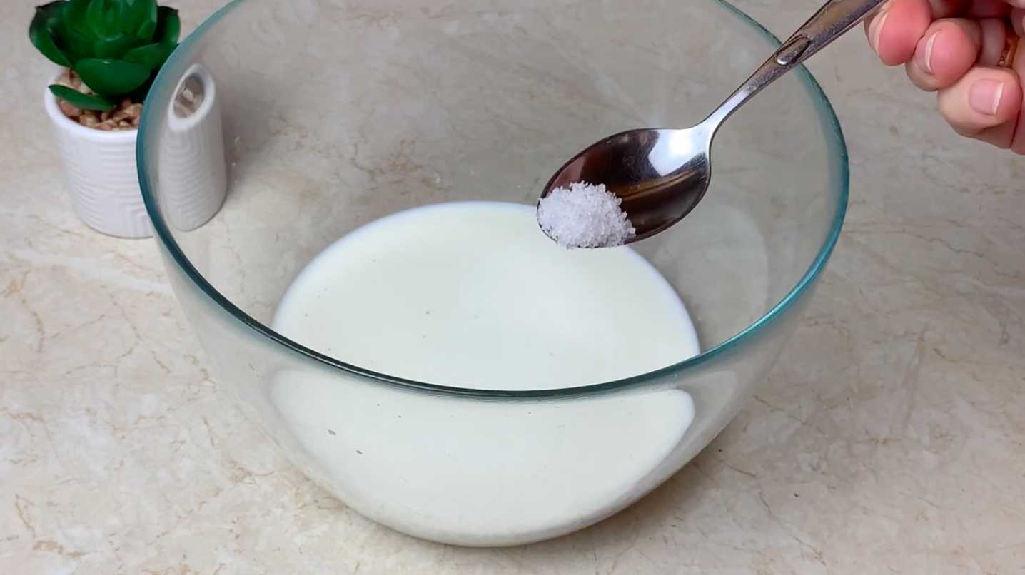 Crêpes au lait et aux œufs - Étape 2