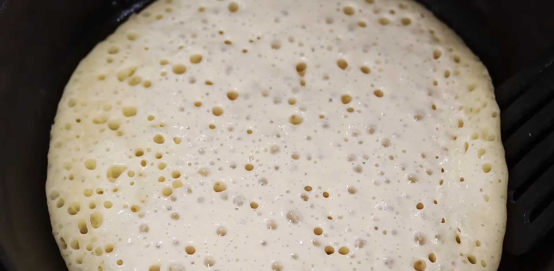 Crêpes à la levure avec du lait - Étape 9