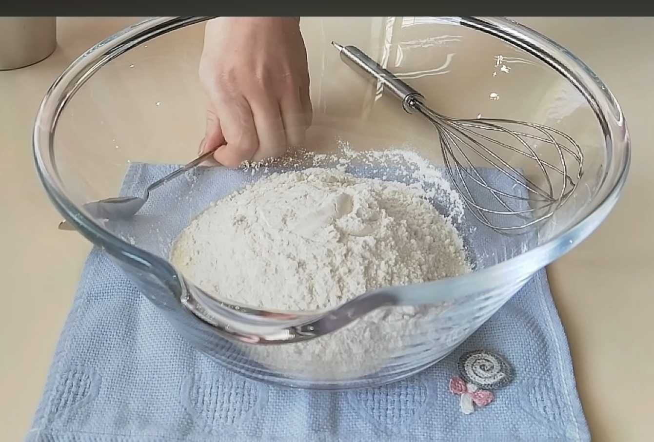 Crêpes marocaines à la semoule - Étape 1