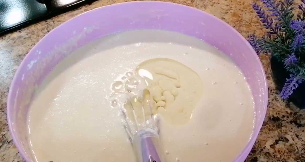 Crêpes avec du petit-lait et des trous - Étape 7