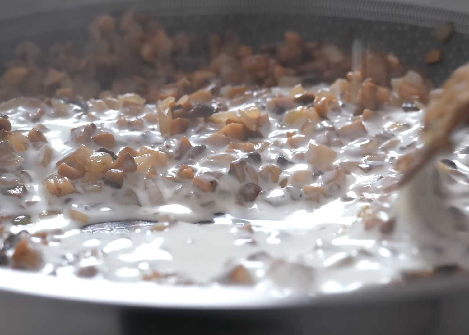 Tourte aux crêpes au poulet et aux champignons - Étape 4