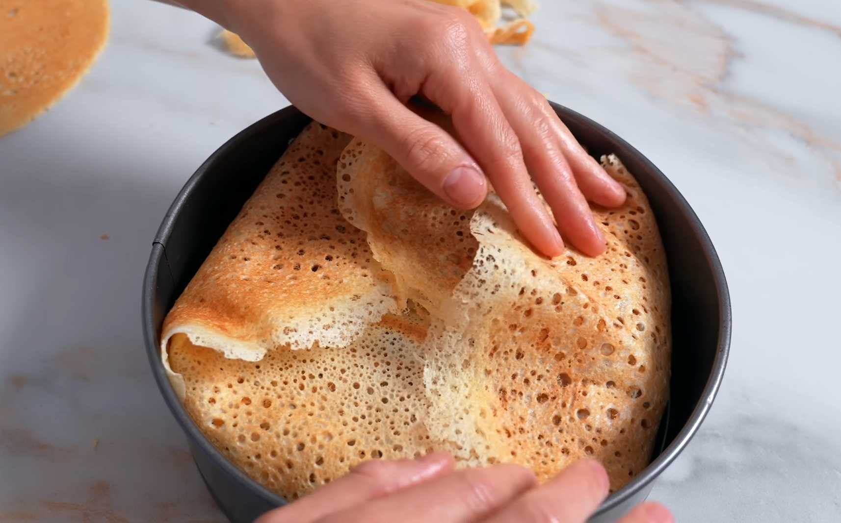 Tourte aux crêpes au poulet et aux champignons - Étape 10