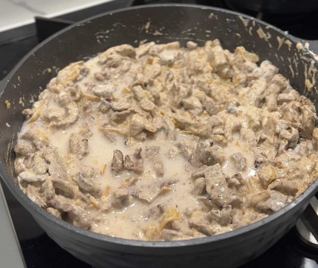 Bœuf Stroganoff à la crème fraîche - Étape 8