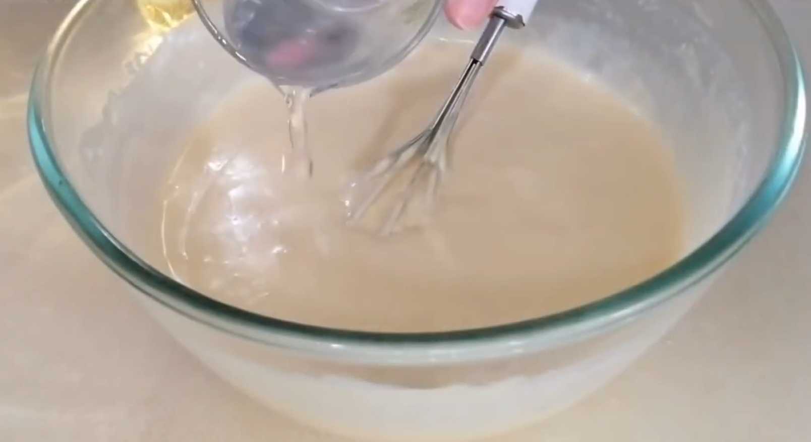 Crêpes au bicarbonate de soude et au kéfir - Étape 3