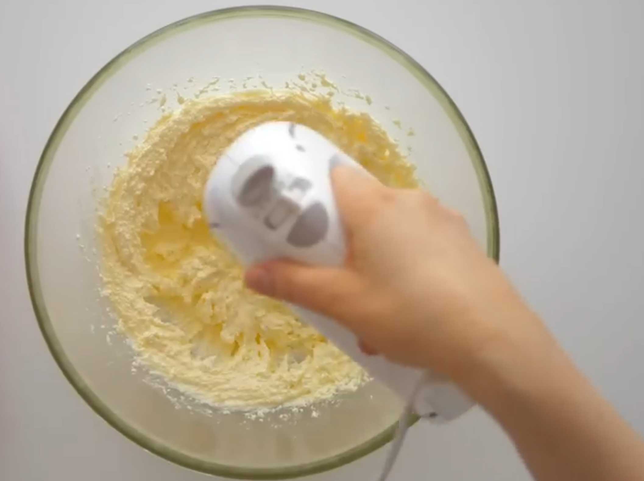 Gâteau de Pâques au fromage blanc sans levure - Étape 3