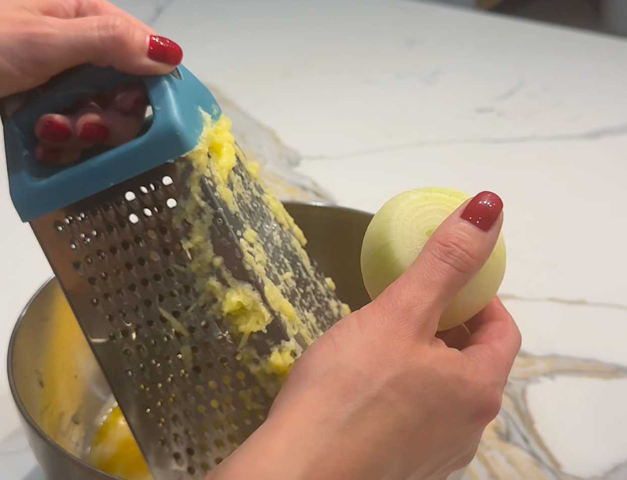 Crêpes de pommes de terre sans farine à la crème fraîche - Étape 3