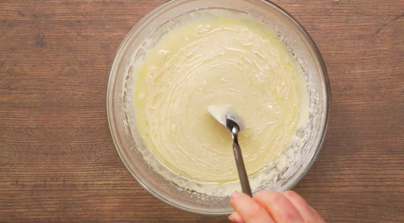 Blini avec Ryazhenka - Étape 8