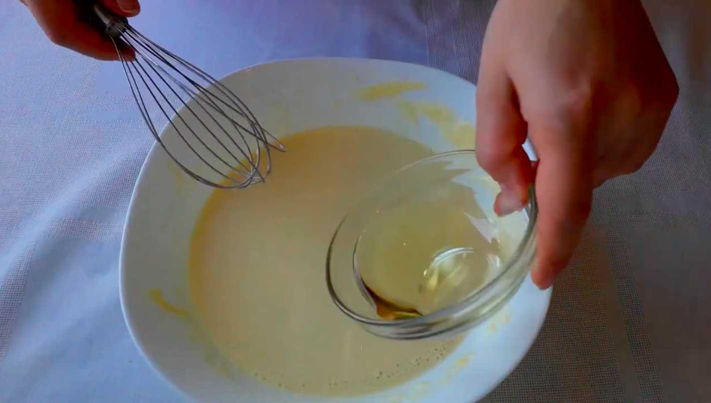 Crêpes au kéfir et à l'eau bouillante - Étape 6